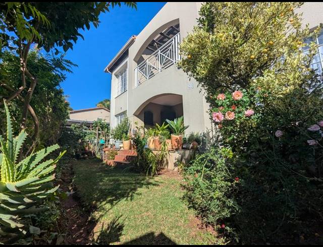 3 BEDROOM APARTMENT FOR SALE IN ROBINDALE